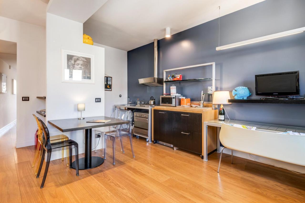 Piazza Santa Croce Design Apartment With Balcony Floransa Dış mekan fotoğraf