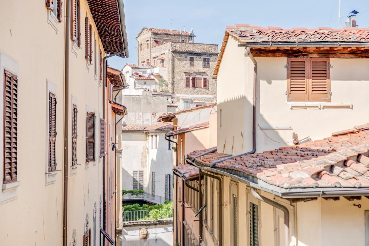 Piazza Santa Croce Design Apartment With Balcony Floransa Dış mekan fotoğraf